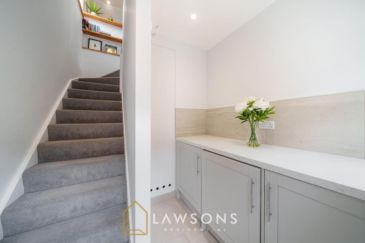 Loft Living By Lawsons With Parking Apartment วินด์เซอร์ ภายนอก รูปภาพ