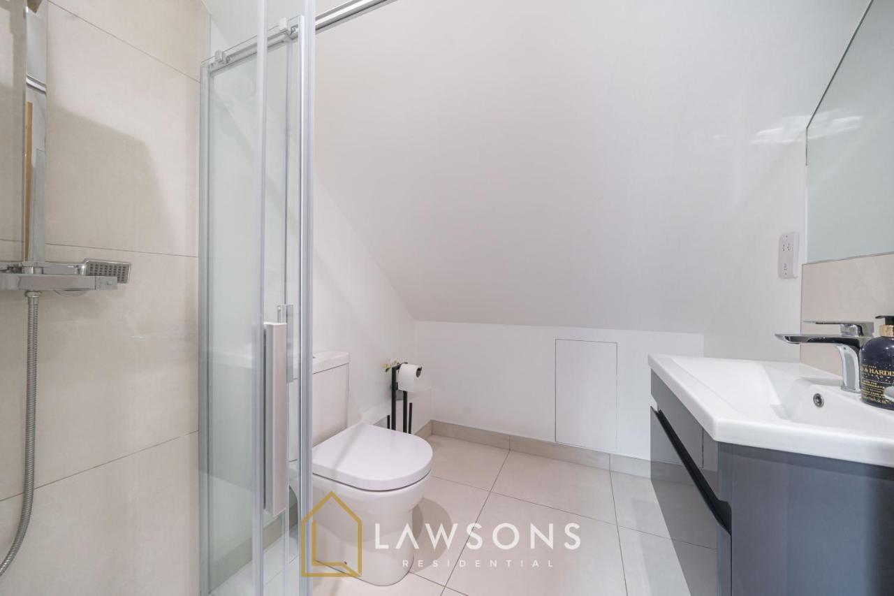 Loft Living By Lawsons With Parking Apartment วินด์เซอร์ ภายนอก รูปภาพ